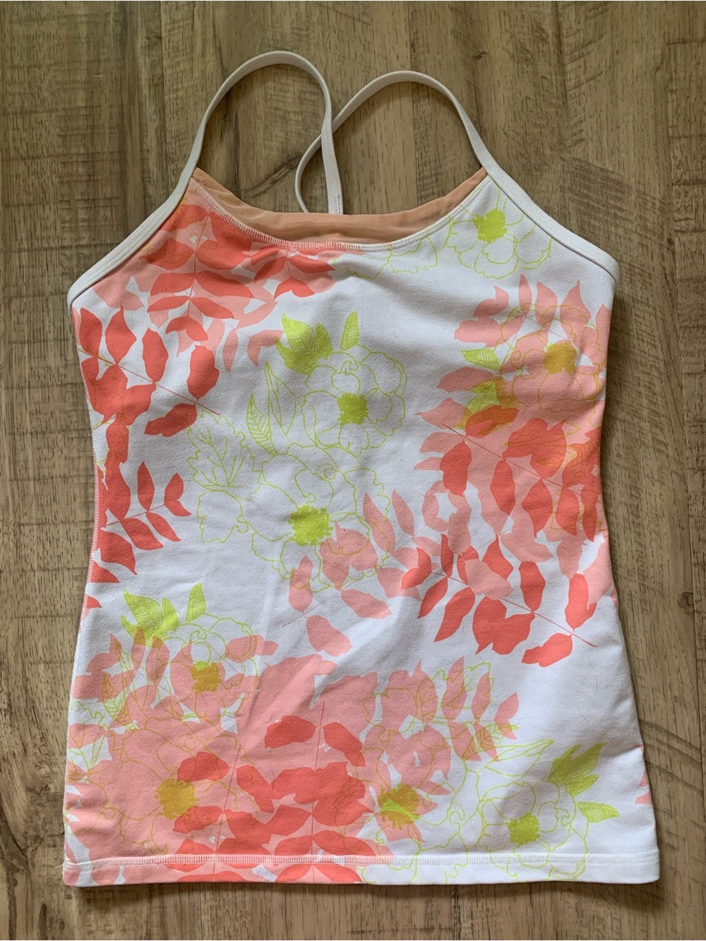 Vintage Lululemon Power Y Frangipani Parfait Pink/White Tank-top